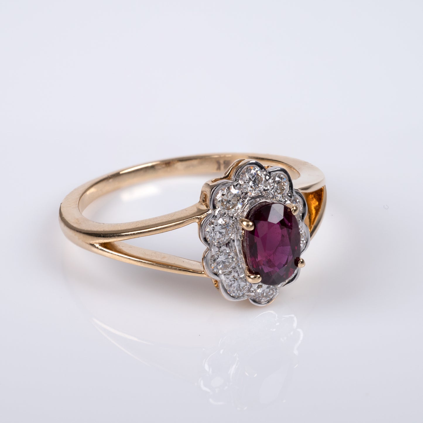 Fine Quality Certified Ruby Diamond Halo Ring 18K Gold-Gemstone Rings-Hunters Fine Jewellery